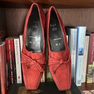 Vintage René by ara Brick Red Suede Leather Block Heel Loafers Women's Size 9